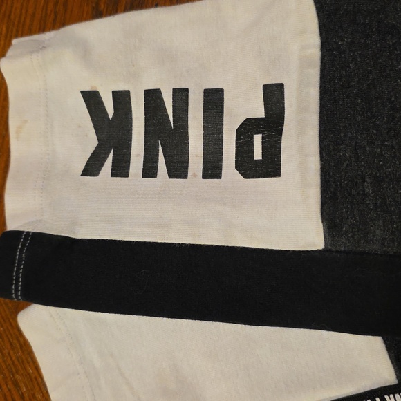 Victoria's Secret  pink black/grey Yoga Leggings. detailing on sides. Medium - Picture 2 of 7